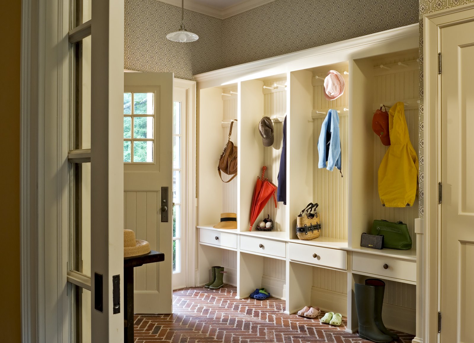 mudroom