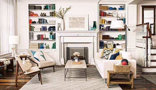 The Difference Between Decluttering & Organizing