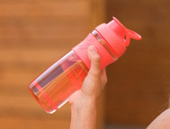 Keep Your Plastic Water Bottles Clean (and Organized)
