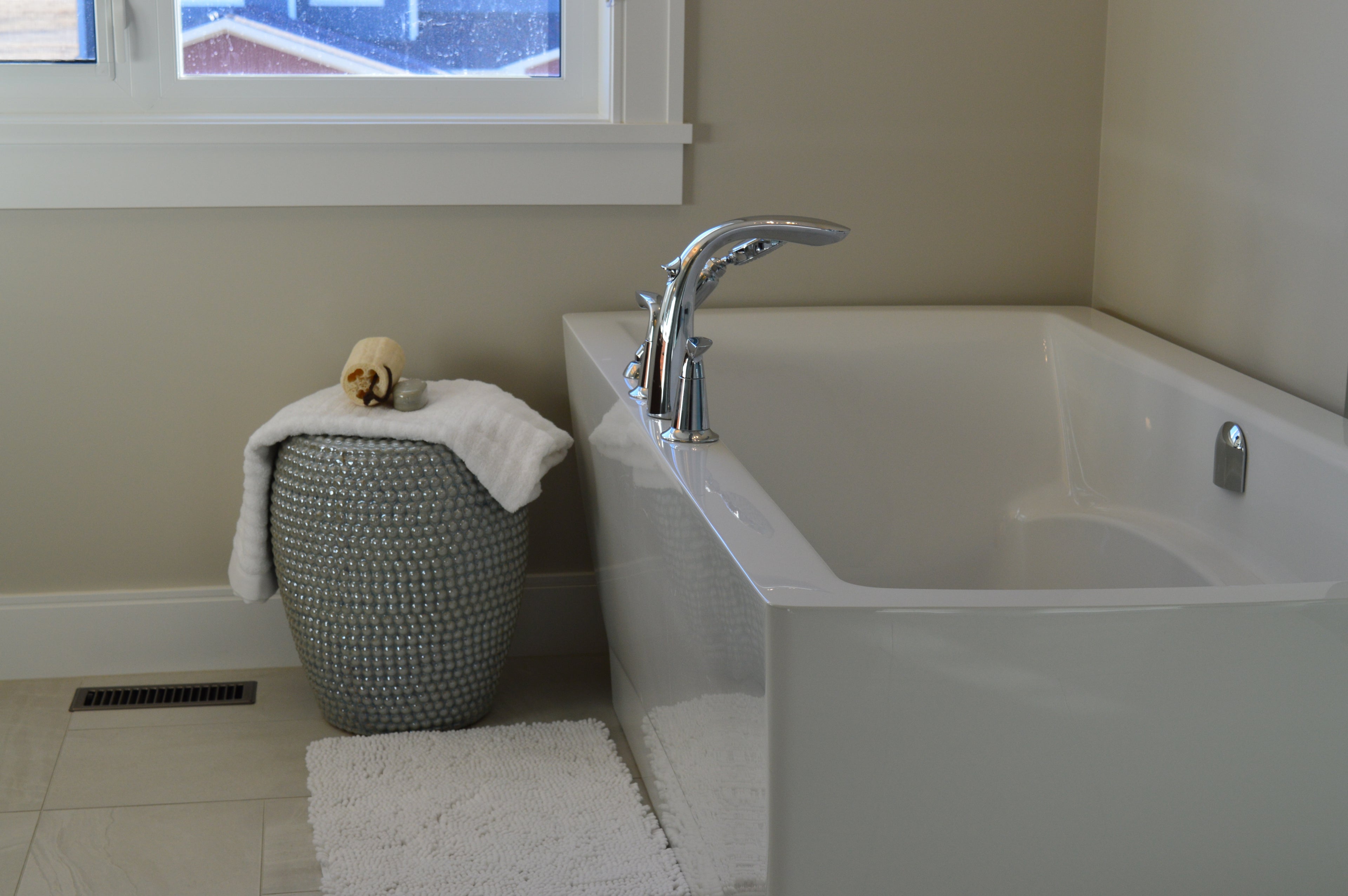 Ideas for Using Bathroom Dressers